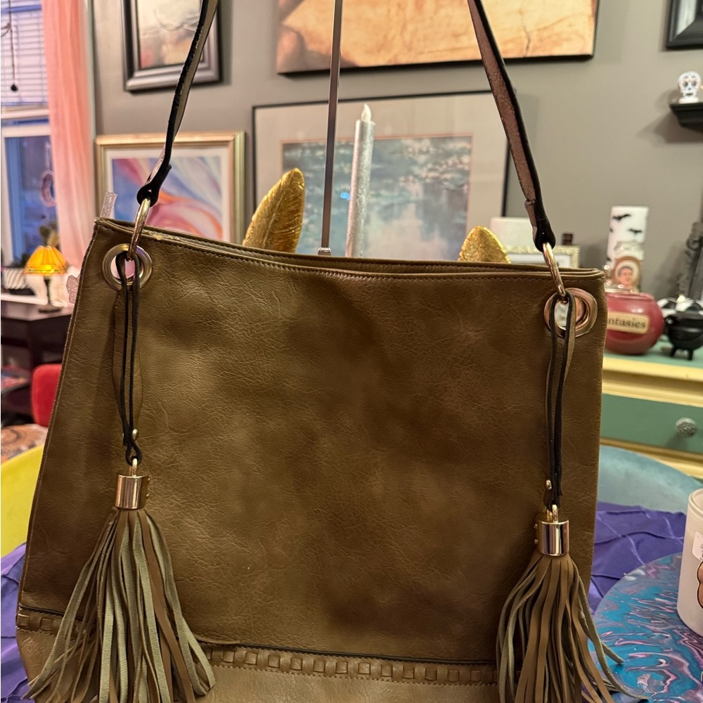 Elegant Brown Tassel Shoulder Bag